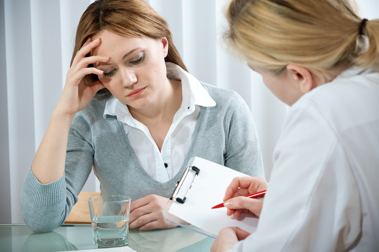 Đau bụng kinh hoa mắt chóng mặt có nguy hiểm không? 3