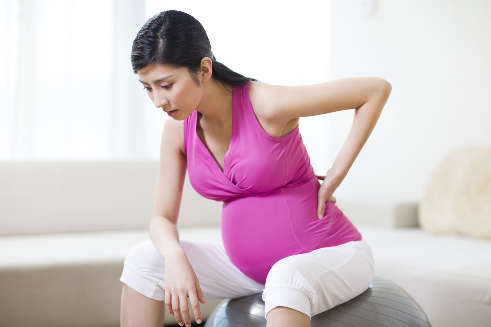Gợi ý cách giảm đau lưng khi mang thai 3