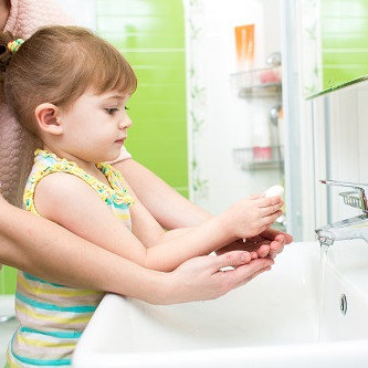 Hướng dẫn cách rửa tay cho trẻ an toàn, đảm bảo vệ sinh